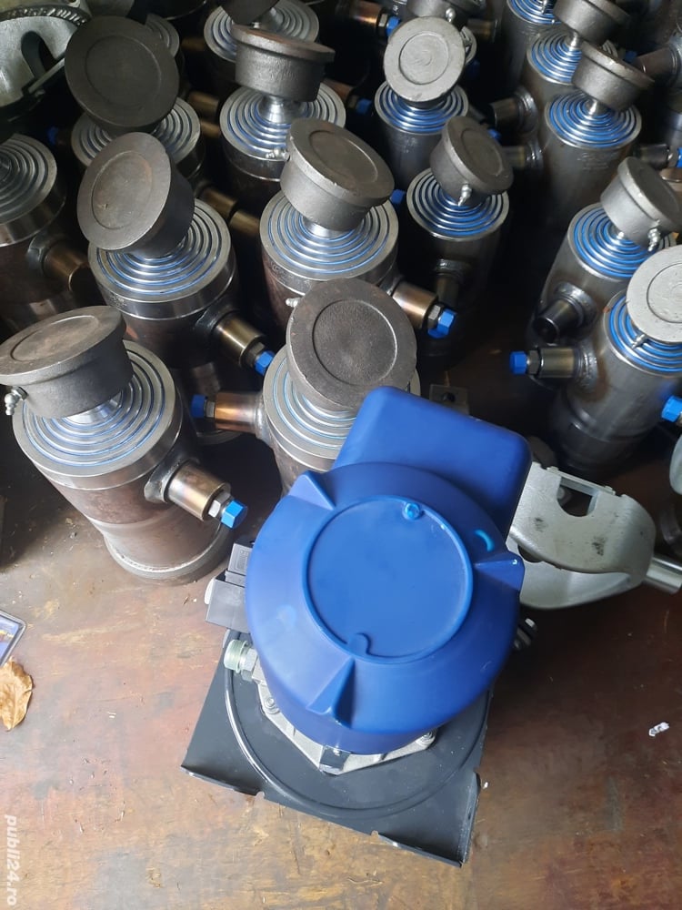 Echipamente hidraulice-forestiere, Kituri basculare 