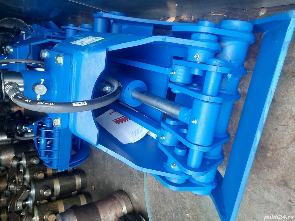 Graifar forestier, --Rotitor,  Echipamente forestiere-hidraulice,  Cilindri hidraulici-basculare 