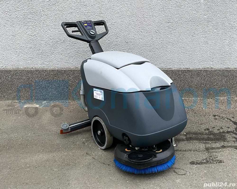 Mașină de spălat aspirat pardoseala Nilfisk SC400 cu garanție 12luni!