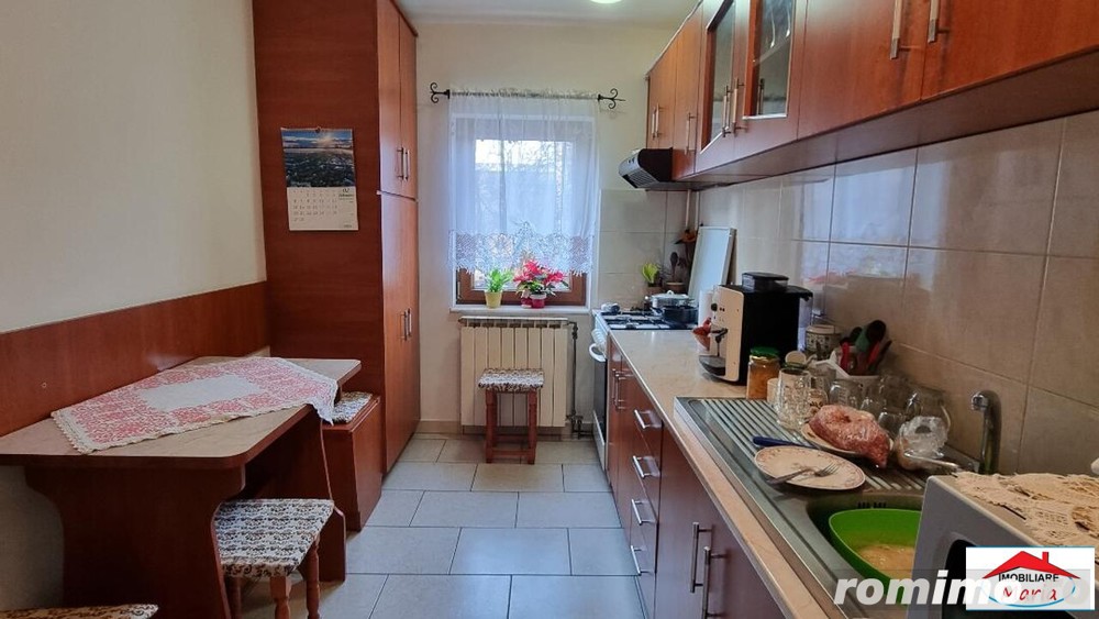 Apartament 4 camere Micro 17, etaj 2 ( ID 22652)