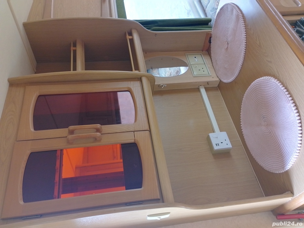 vând rulotă înmatriculată 