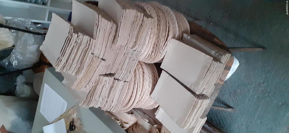 Vand Tavite di carton pentru Patiserie , Bucatarie ,Cofetarie