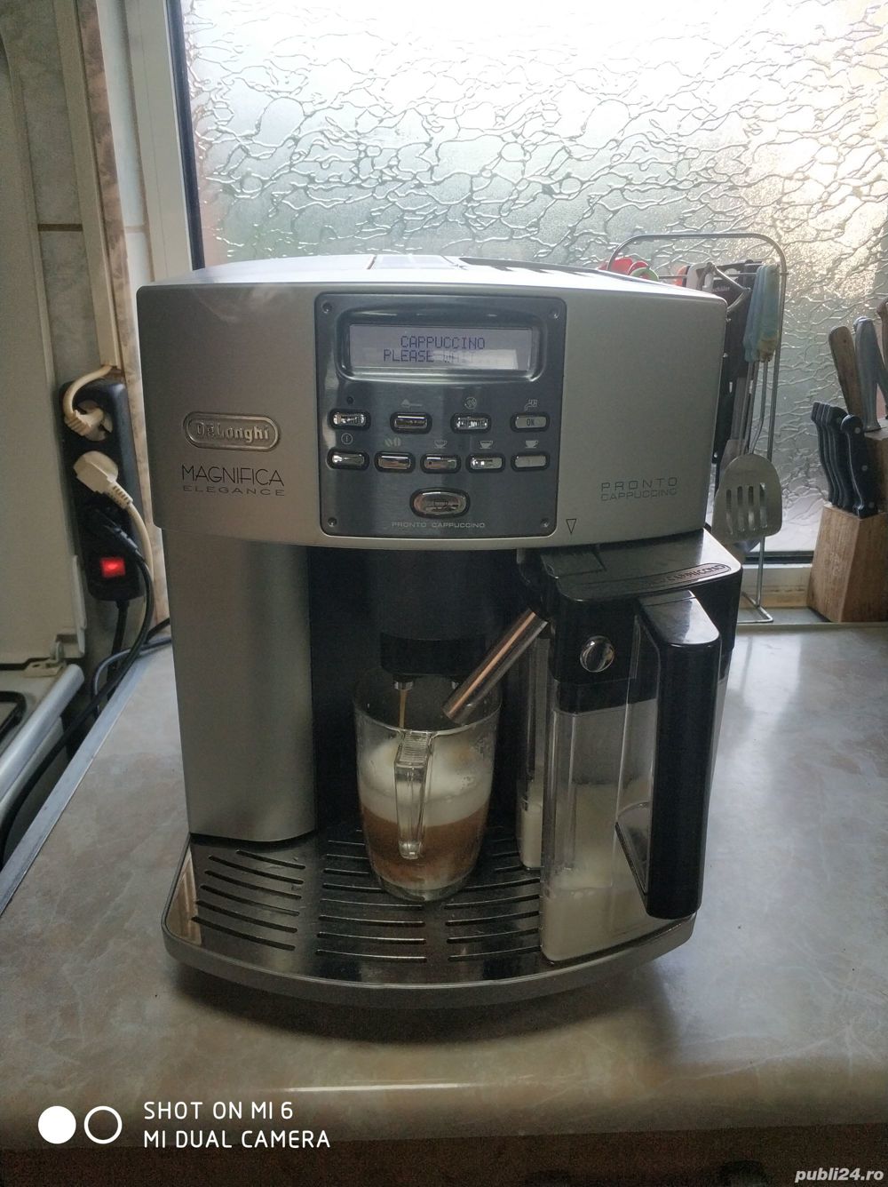 Espresor cafea Delonghi