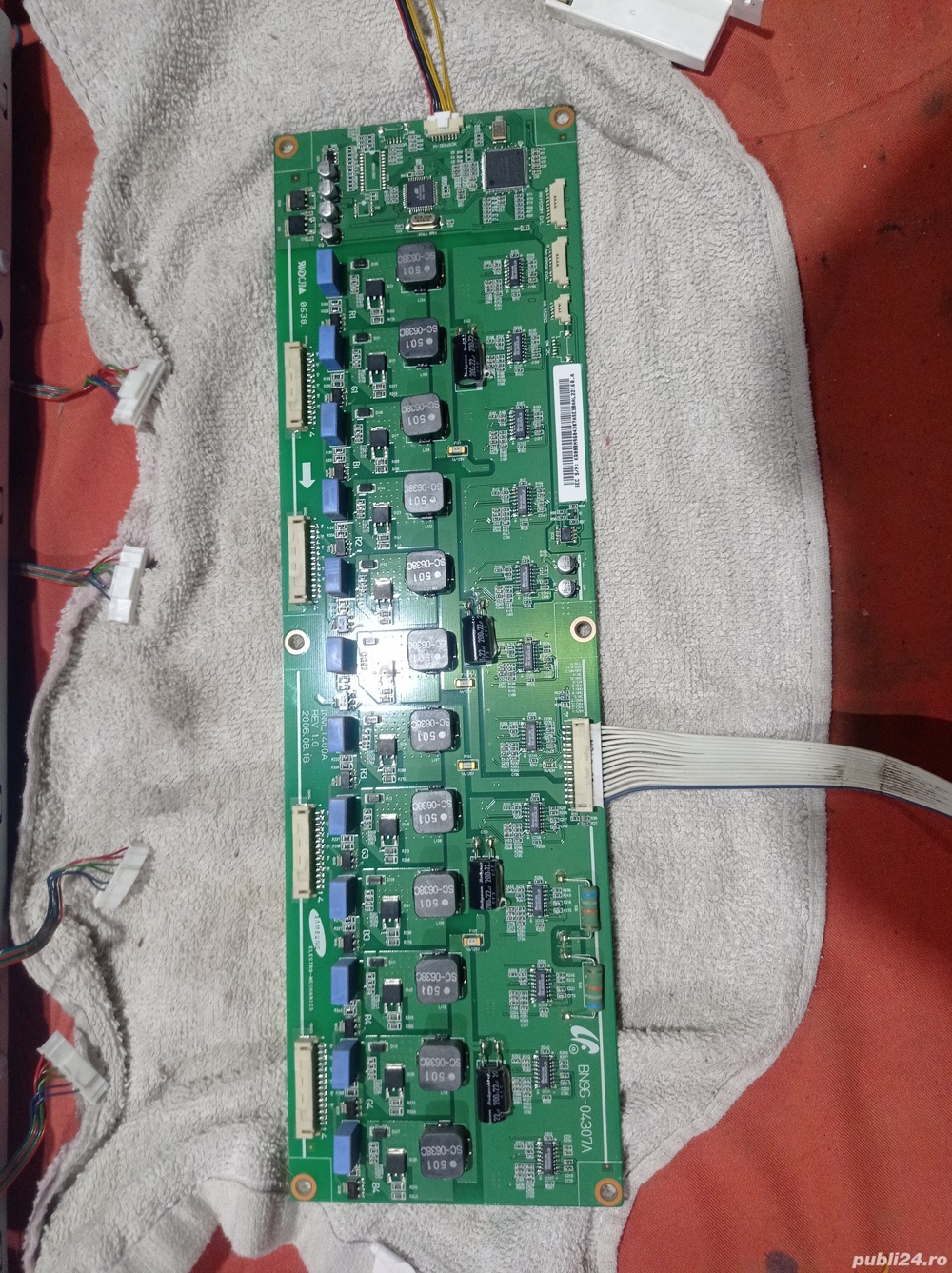 invertor invlt400a de pe tv Samsung Le40m91b