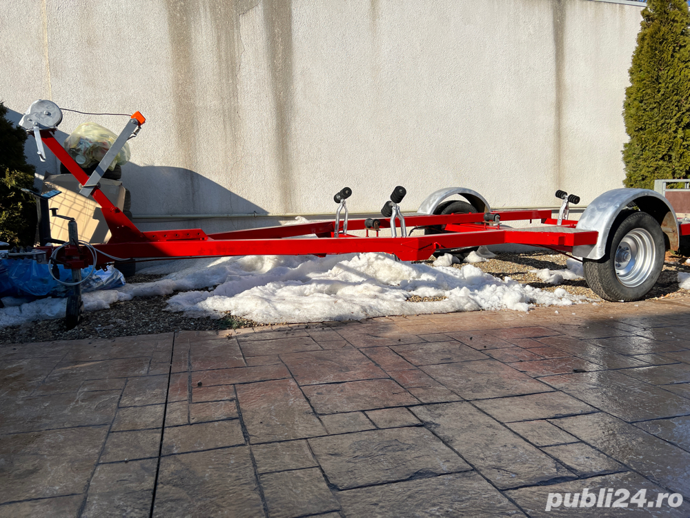 vand peridoc barca salupa