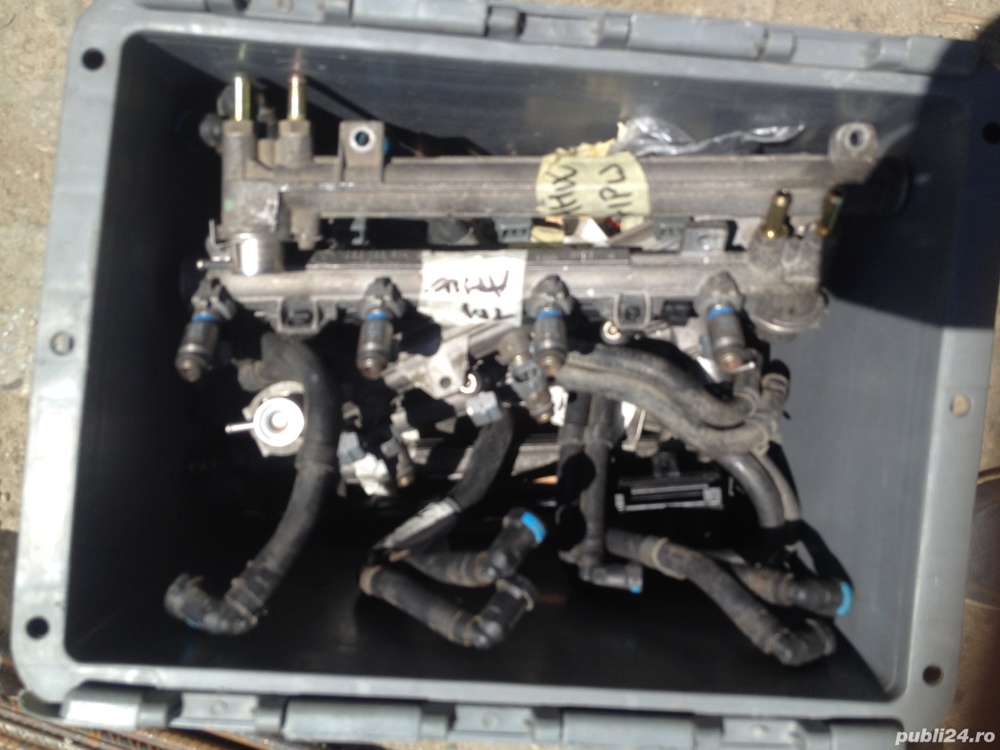 Injectoare vw golf 4 1.4 1.6 ape ahw akq axp bca aus azd bcb atn akl