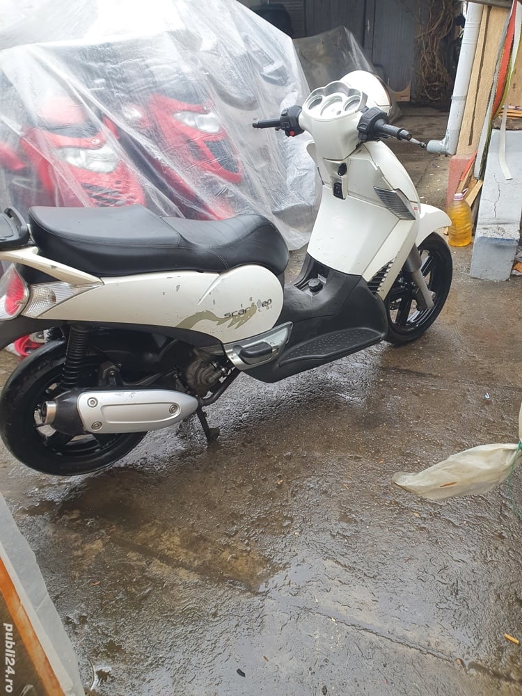 vand / dezm scuter aprillia scarabeo 300s 2012 12000 km