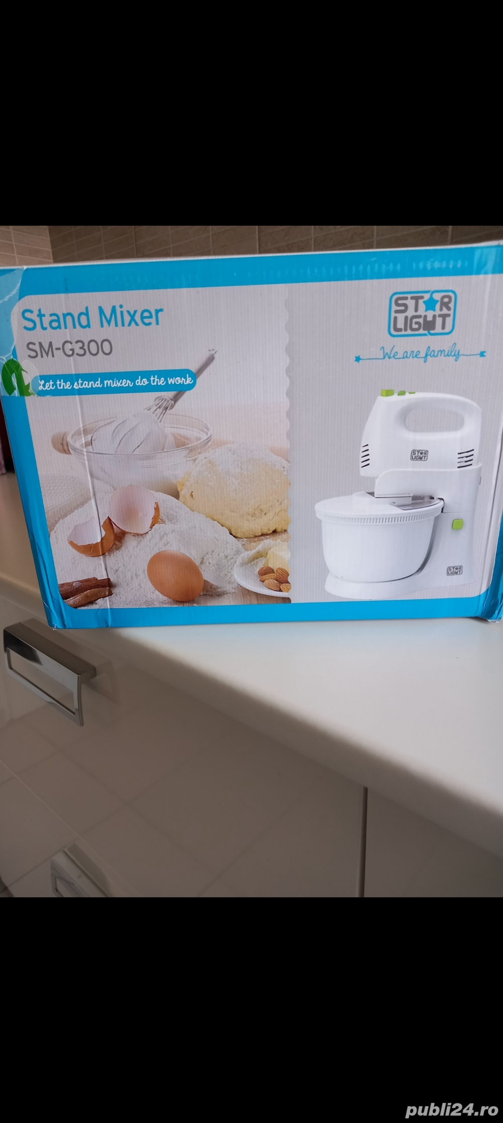 Vând mixer cu bol Star Light, nou la cutie,produs de calitate. 