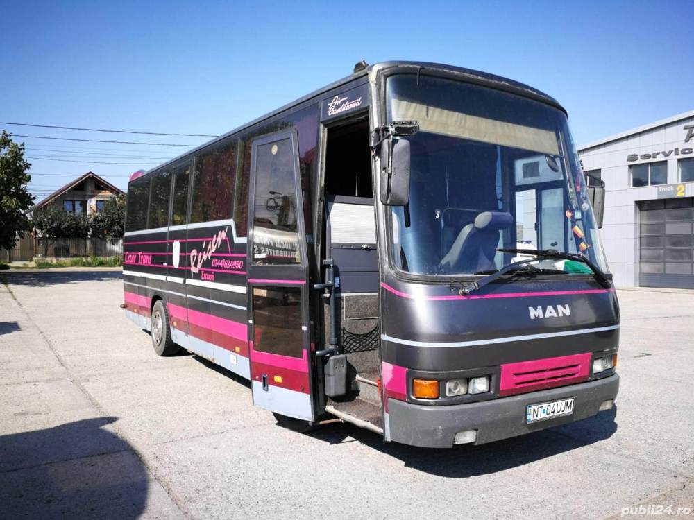 vand autocar man, 35 locuri, stare buna de functionare, cutie de viteze ZF