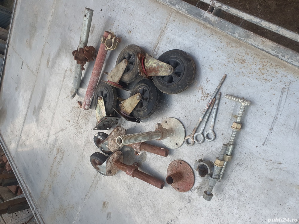 Vand si inchiriez popi metalici reglabili, schela italiana si accesorii pentru schela:roti talpi etc