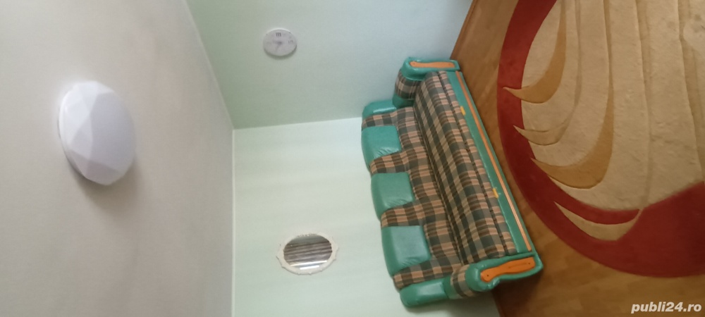 Vind sau schimb apartament 2 camere 