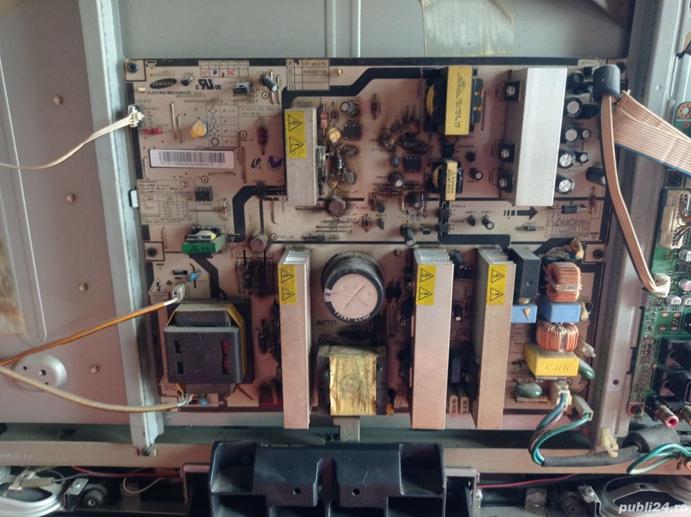 Dezmembrez tv Samsung le40r87bd