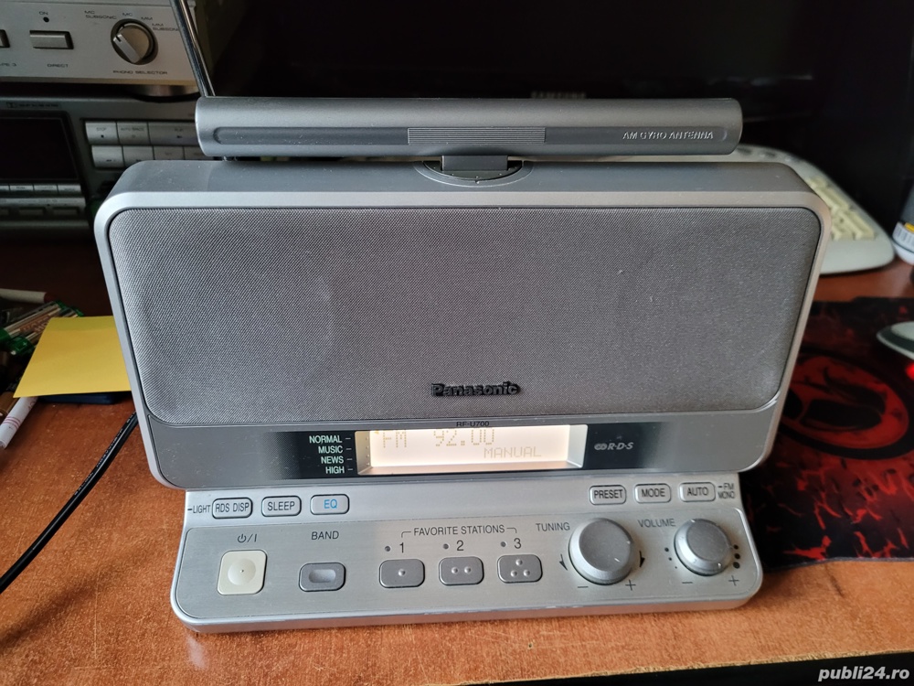 Panasonic RF-U700 radio FM/AM