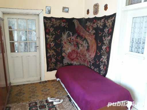 Vand 2 scoarte oltenesti, lucrate exclusiv manual, vechi de peste 100 ani