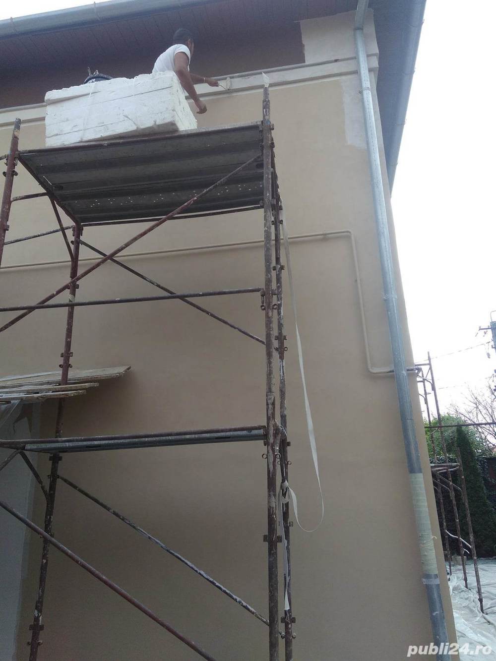 Zugrav,amenajări interioare și exterioare 