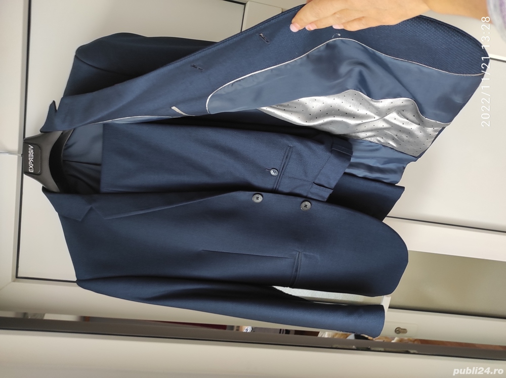 Costum bărbați mărimea 46