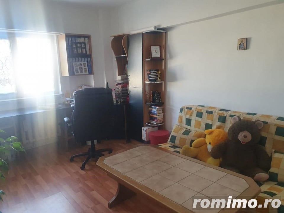 Ap 4 camere, etaj 3, 96 m utili, Calea Romanului