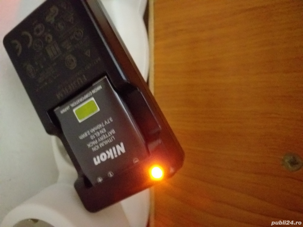 vind incarcator acumulatori camera foto