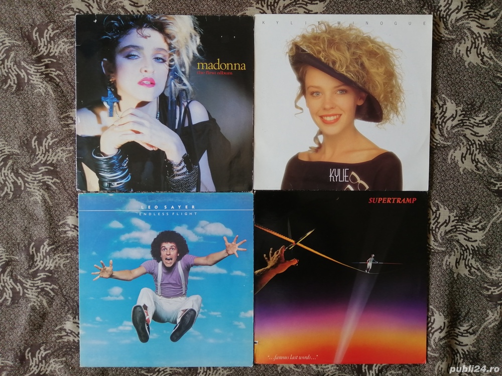 Vand discuri, viniluri, retro