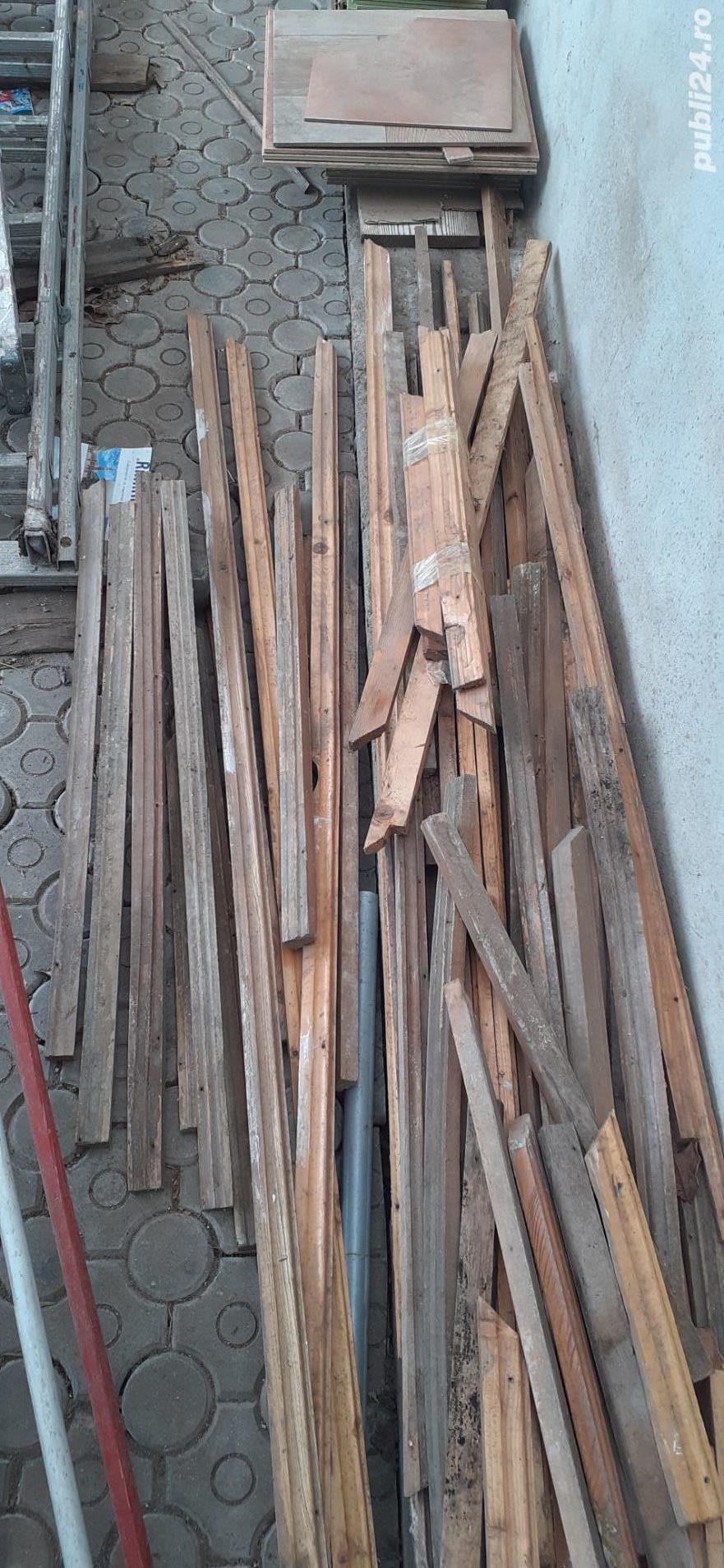 Vand  Plinta din lemn pentru parchet