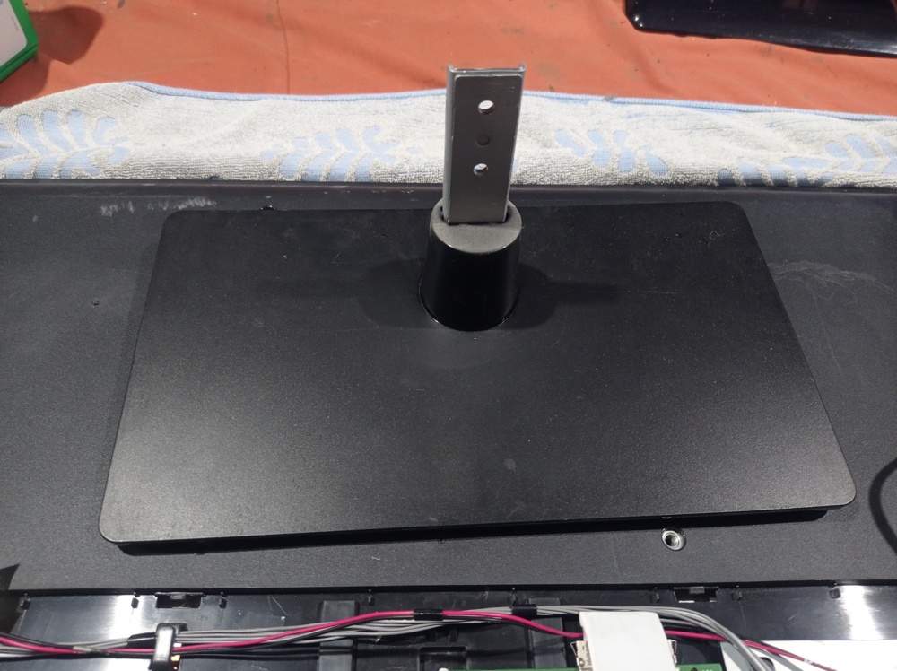 suport/picior tv Toshiba 32p1400d