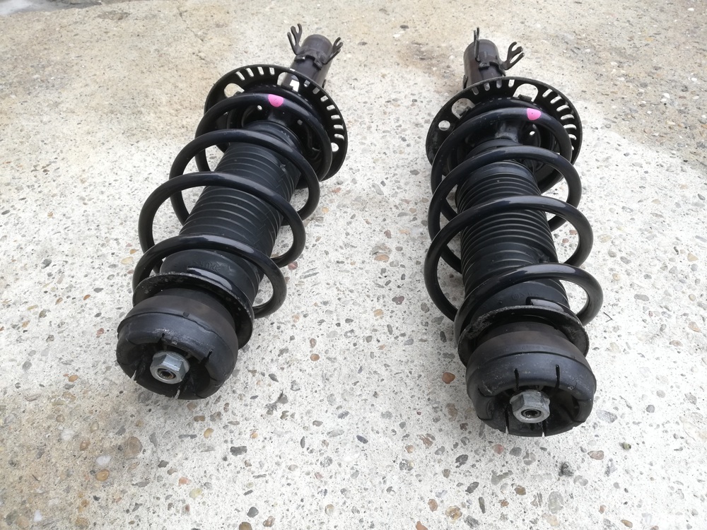 amortizoare fata cu arc si flansa vw polo 6R