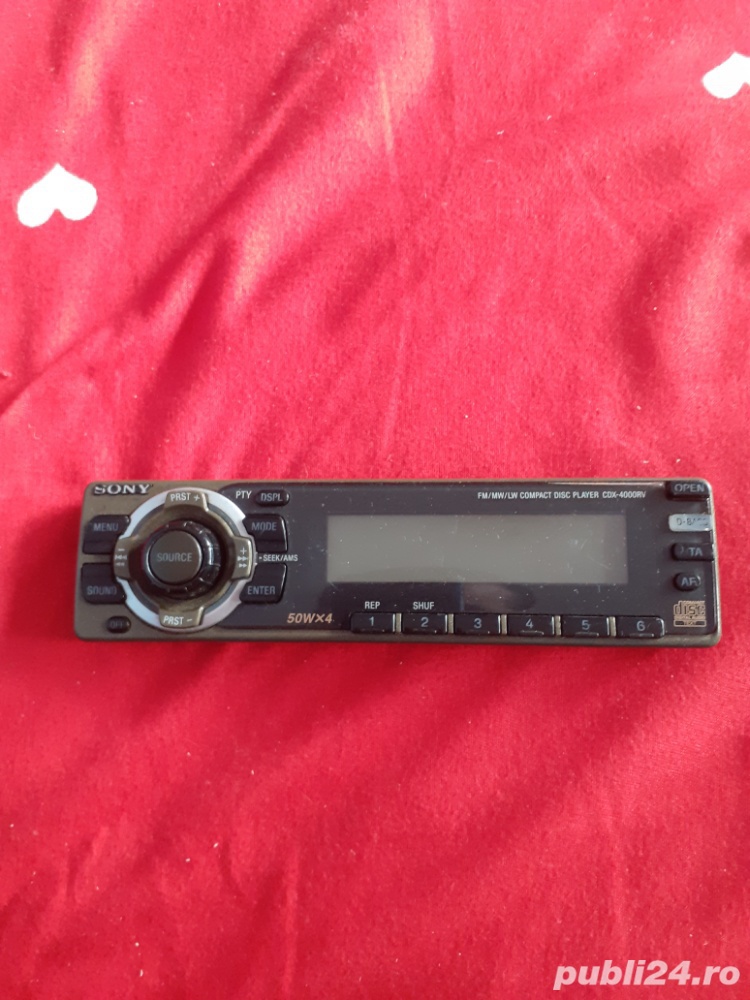 Vînd Schimb Față Detașabilă CD Player Sony