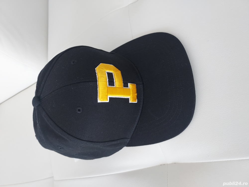 vând șapcă sport/fashion, produs nou nouț, produs de calitate. 