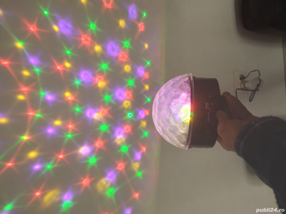 B O X Ă-stereo de 2x5 W Rms,Stick,Card Sd,nouă