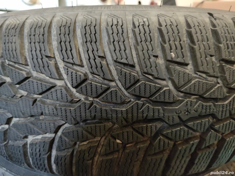 Jenti otel pentru Ford Focus 2 cu cauciucuri de iarna Nokian