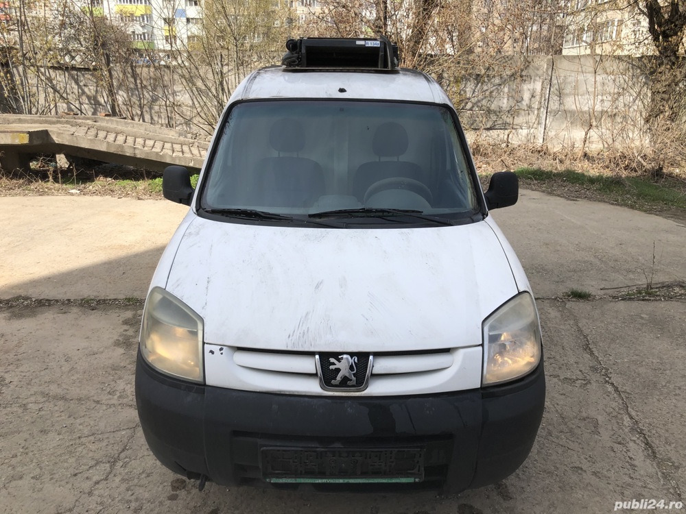 Dezmembrez peugeot partner frigorific motor 1.9 WJY