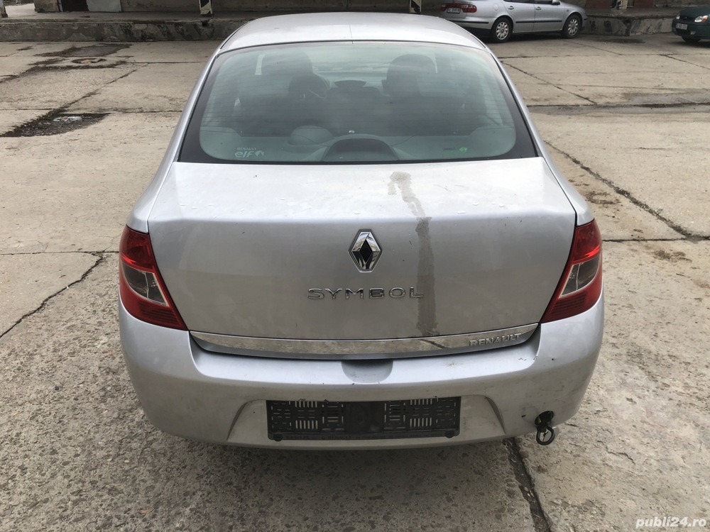 Dezmembrez Renault Symbol 2 2011 sedan 1.2