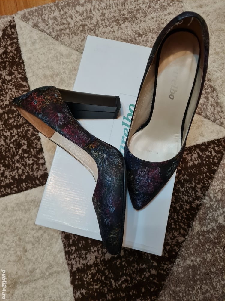 Pantofi colorati 