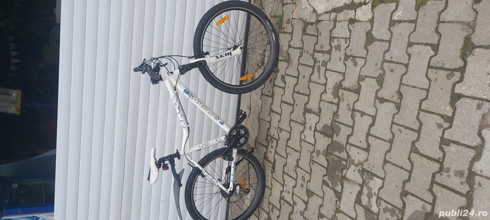 vând bicicleta de dama 