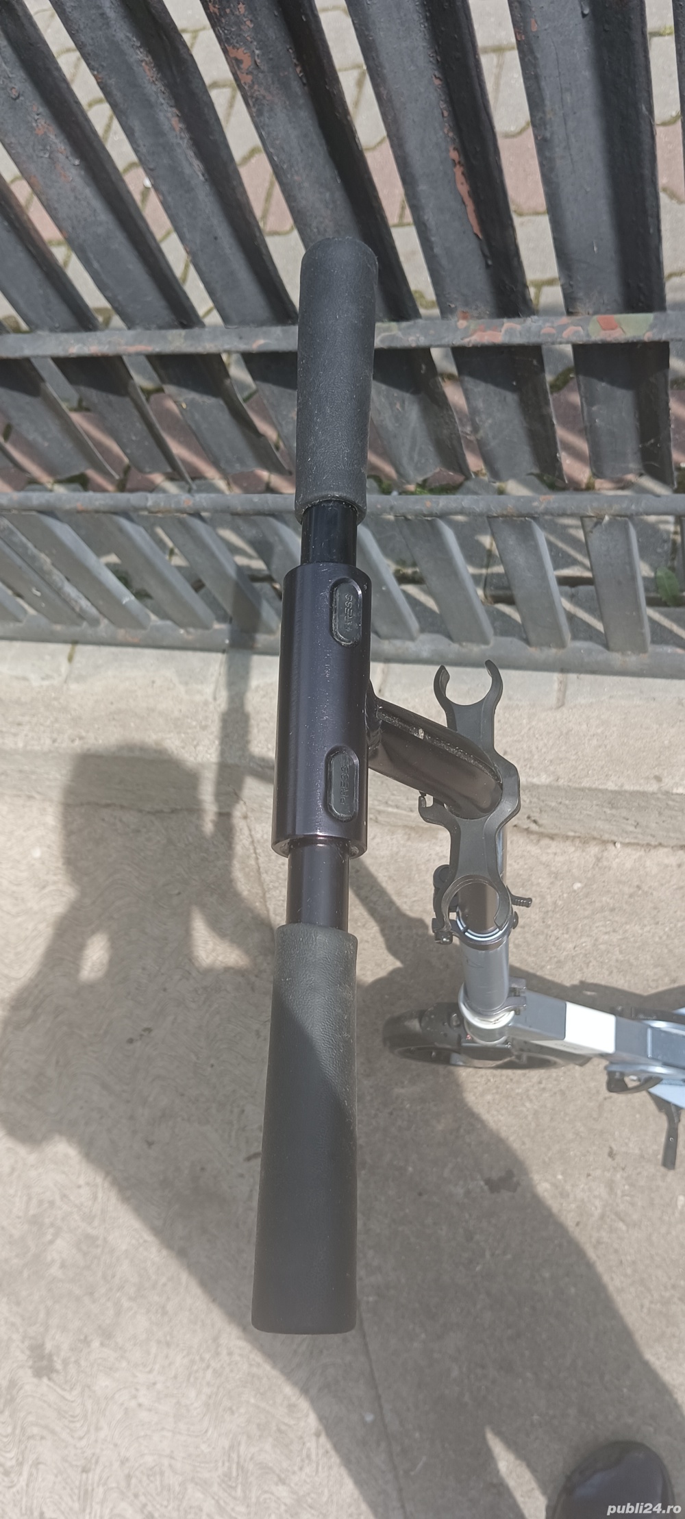 Trotinetă Town 5 XL Albastru + Accesorii noi