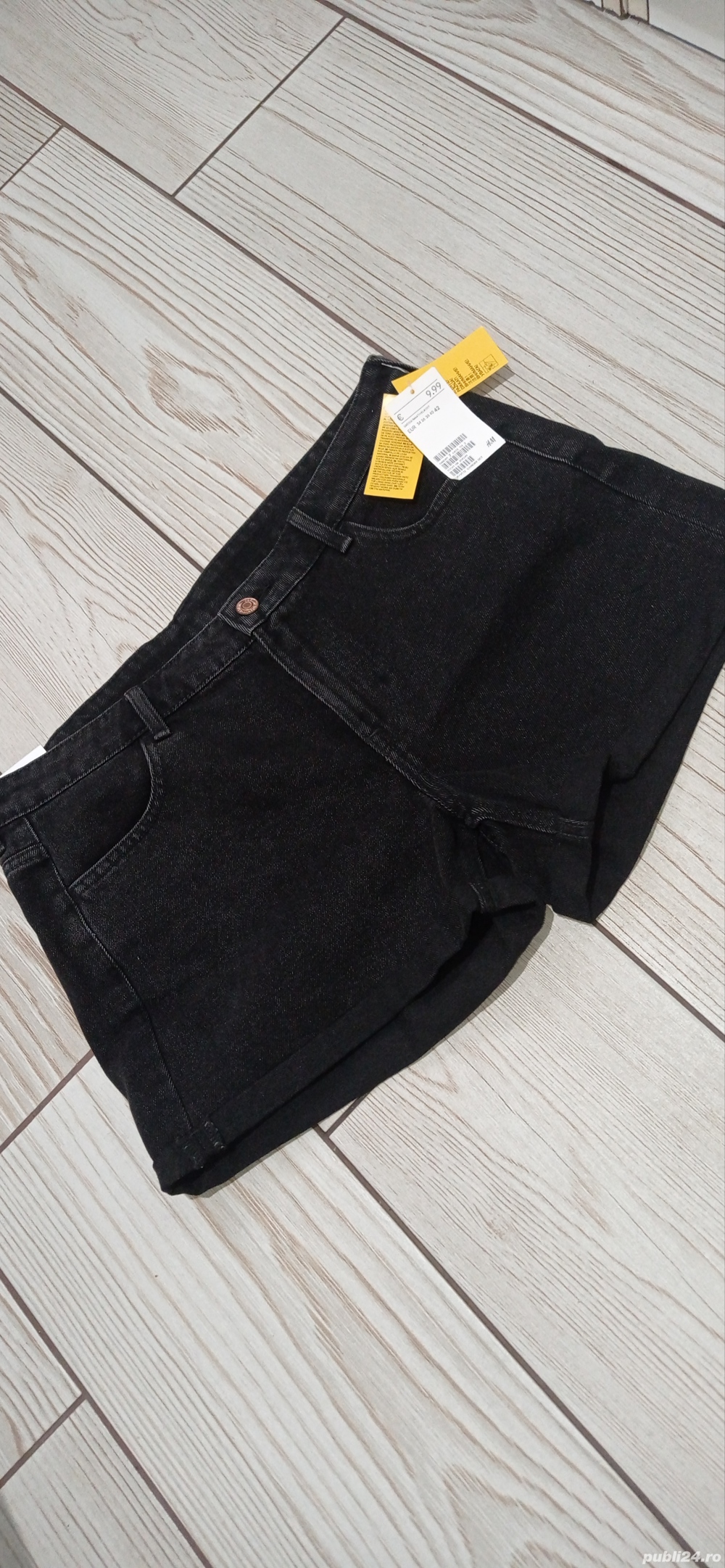 Pantaloni scurti h&m marimea 42