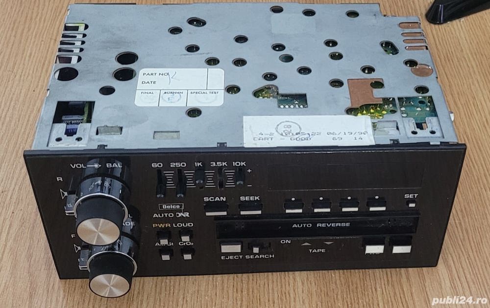 Radio casetofon auto Delco auto DNR