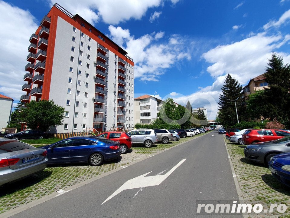 Apartament de vanzare 2 camere cu balcon zona Cedonia mobilat utilat