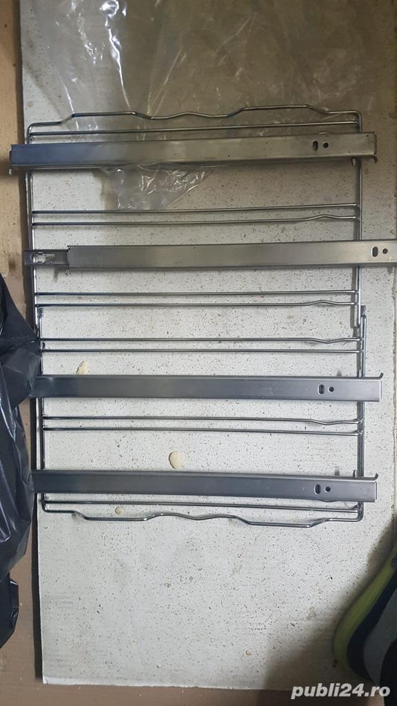 Brat telescopic pentru cuptor