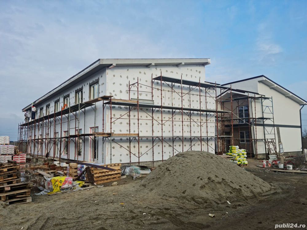 Lucrari fatade,parcari si alei pietonale cu pavaj