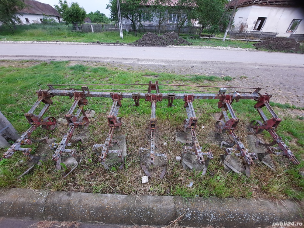 Vand cultivator pe 6 randuri