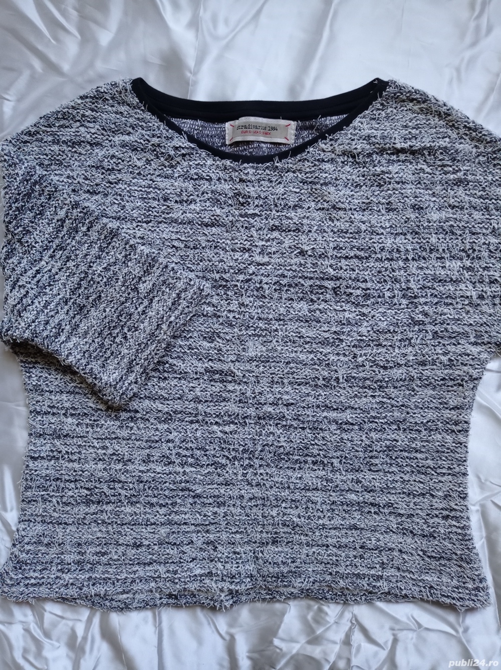 Bluza S Stradivarius nou fara eticheta 