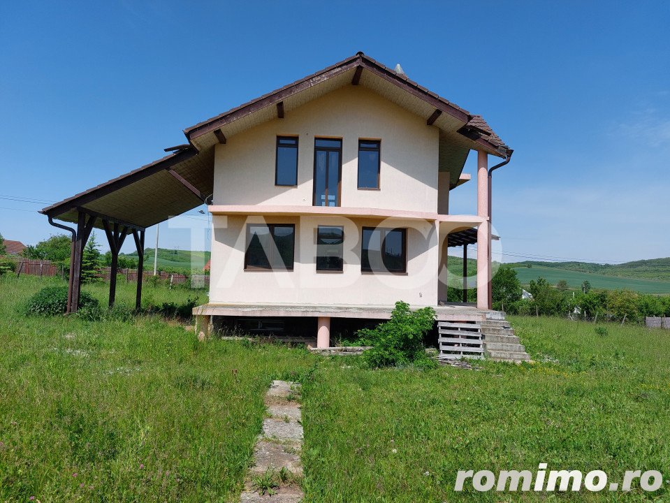 Casa individuala 5 camere gradina cu livada 1670 mp Hamba Sibiu