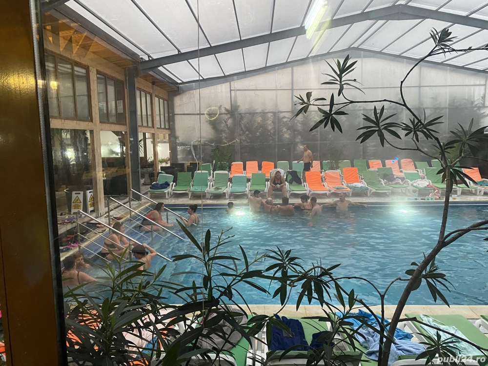 Hotel Ostrov Calimanesti angajează  Hotel Ostrov Calimanesti angajează