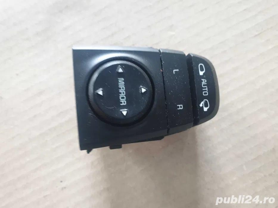 Buton reglaj oglinzi Kia Sportage cod 93530D9000