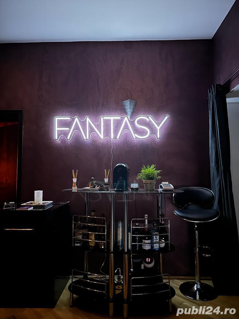 Fete pentru salon de masaj program de zi/seara