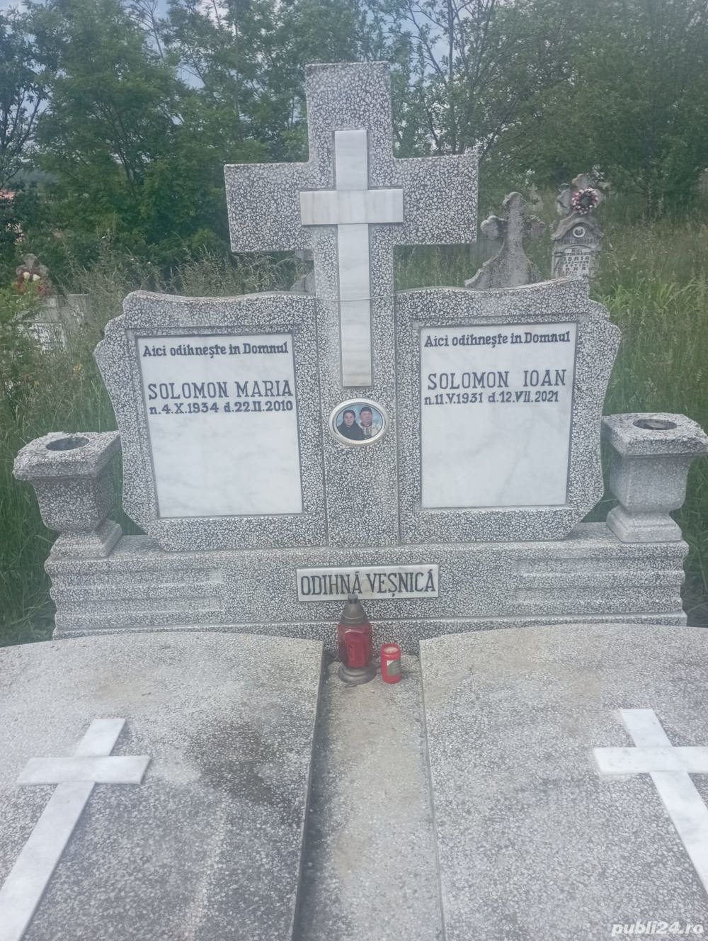 Spal cruci ,morminte,capace funerare