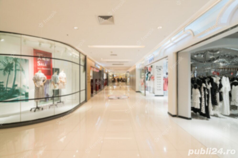 Vindem centru comercial P+2 situat in Arad pe Bdul Revolutiei,