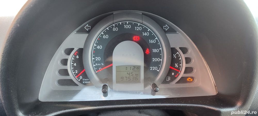 Dezmembrez / dezmembrari piese auto VW FOX 1.2b BMD cutie HUY  97.000 km