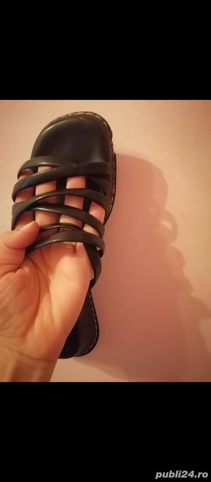 slapi dama mărimea 37